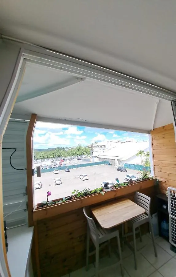 Studio Economique Les Pieds Dans L'Eau Apartment Le Gosier